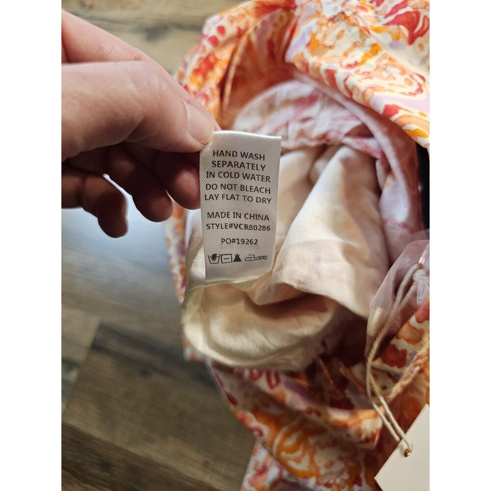 Vici Collection Floral Coastal Romper NWT Women's L Resortwear Belted Tie - Picture 8 of 9